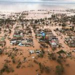 Ciclone Idai, il bilancio supera le 350 vittime: la portata del disastro diventa sempre più chiara e ora preoccupano le dighe [FOTO]