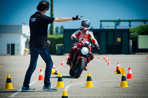 ducati riding academy