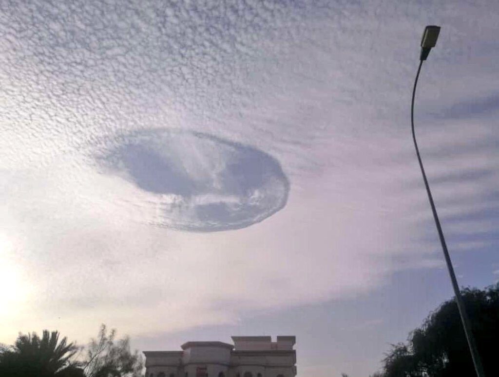 fallstreak hole buco nel cielo