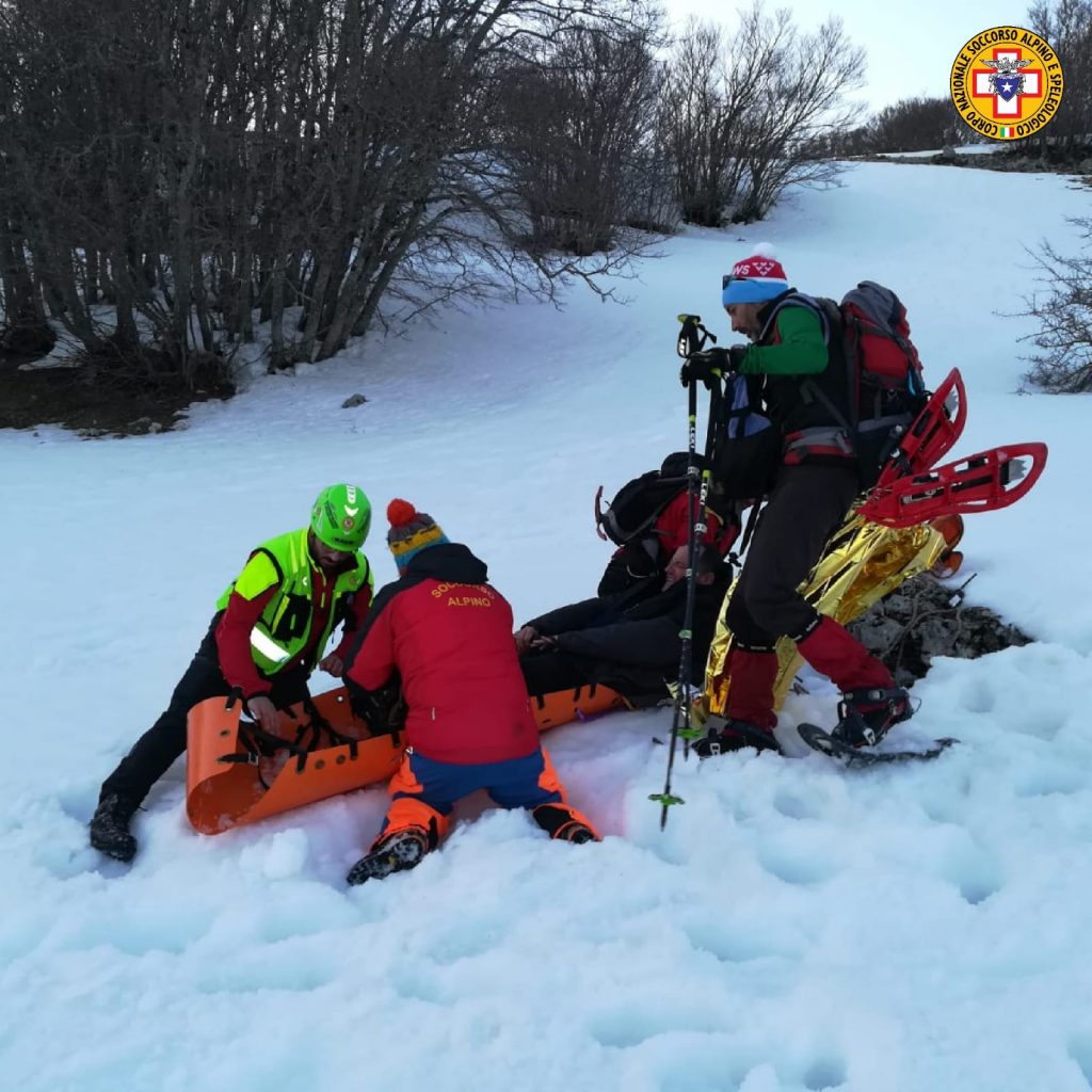 intervento soccorso alpino pizzo carbonara