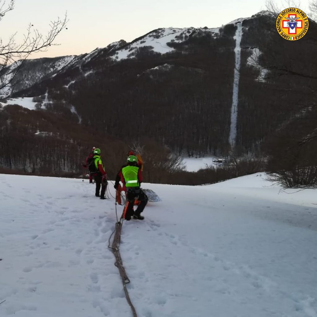 intervento soccorso alpino pizzo carbonara