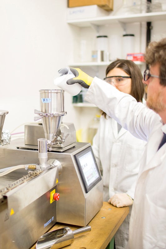 Il procedimento di preparazione dell'additivo