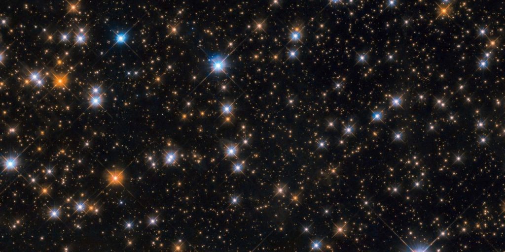Hubble Messier 11