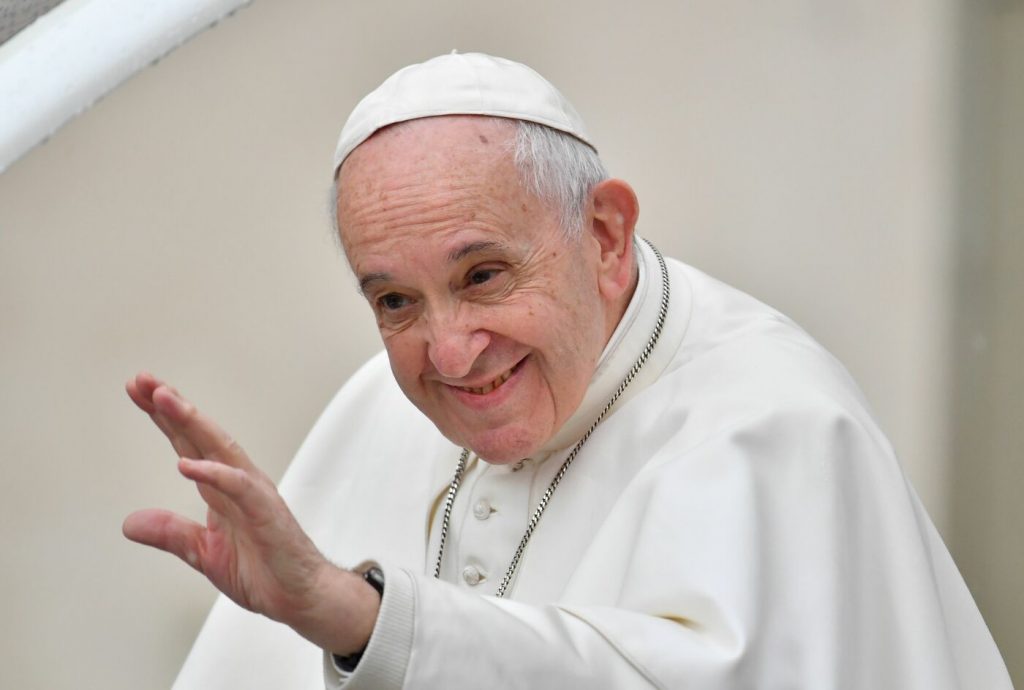 Papa Francesco pioggia