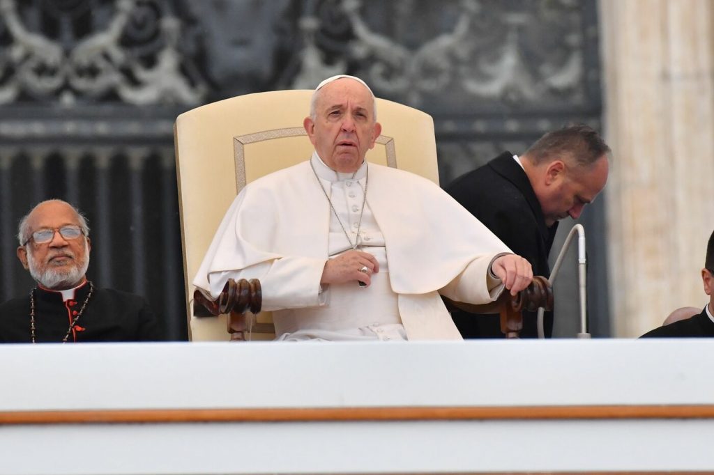 Papa Francesco pioggia