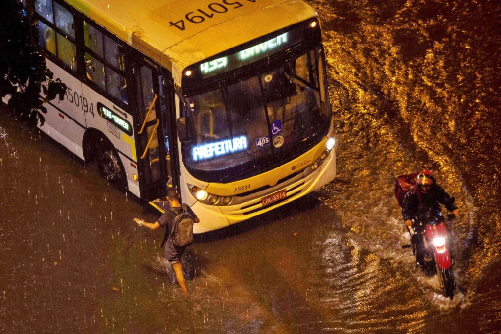 inondazioni rio de janeiro