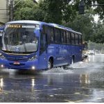 Violenti temporali in Brasile: piogge torrenziali a Rio, 10 morti per inondazioni e frane [GALLERY]