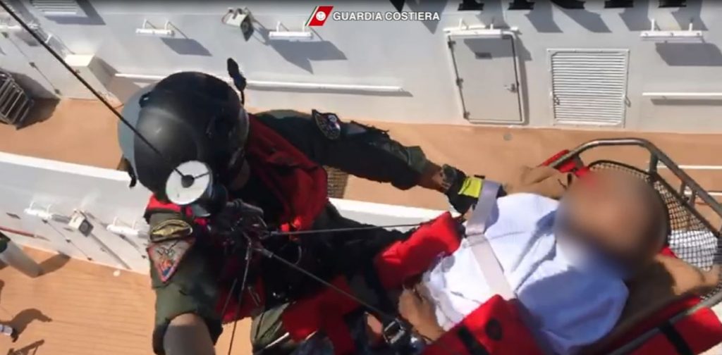 soccorso nave crociera guardia costiera