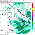 Meteo, l’allerta alluvione si sposta al Sud: ciclone freddo in formazione sul Tirreno, saranno 36 ore terribili