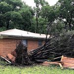 Meteo: tempeste, tornado e inondazioni seminano il caos e devastano il cuore degli USA dal Texas all’Iowa: morti e feriti [FOTO]
