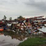 Meteo: tempeste, tornado e inondazioni seminano il caos e devastano il cuore degli USA dal Texas all’Iowa: morti e feriti [FOTO]