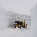 Alpi BOOM BOOM, oltre 10 metri di Neve a metà Maggio: corsa contro il tempo per il Giro d’Italia [FOTO e VIDEO]
