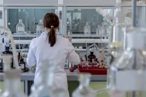 ricerca medica laboratorio
