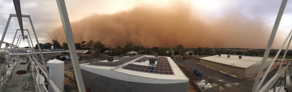tempesta sabbia australia