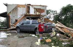 tornado kansas