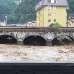 Maltempo, situazione drammatica sul Lago di Como: fuga in massa da Dervio, si teme cedimento della diga di Premana [FOTO e VIDEO LIVE]