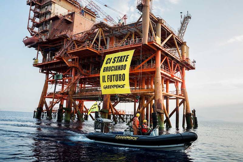 Rainbow Warrior Greenpeace