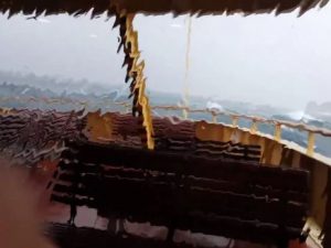 traghetto tempesta australia