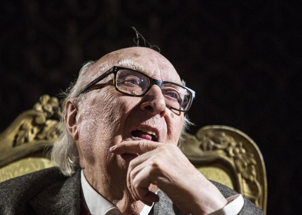 Camilleri presenta il suo ultimo libro Esercizi di memoria
