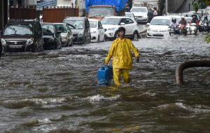 India, allagamenti per forti pioggea MumbaiIndia, allagamenti per forti piogge a Mumbai