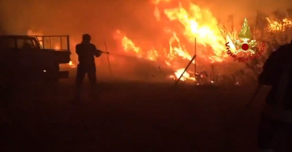 incendio siniscola