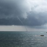 Maltempo, altro tornado al Nord: vortice nelle acque della Baia di Fiascherino, è il 2° in poche ore [FOTO e VIDEO]