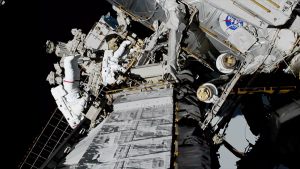 Christina Koch Jessica Meir passeggiata spaziale donne