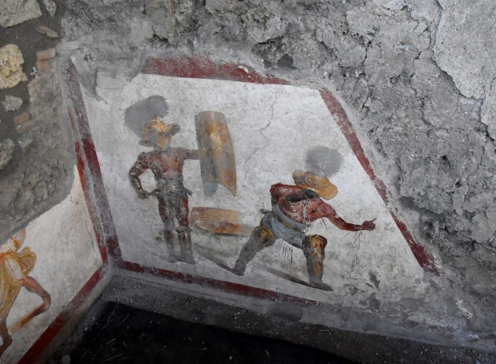gladiatori combattenti pompei