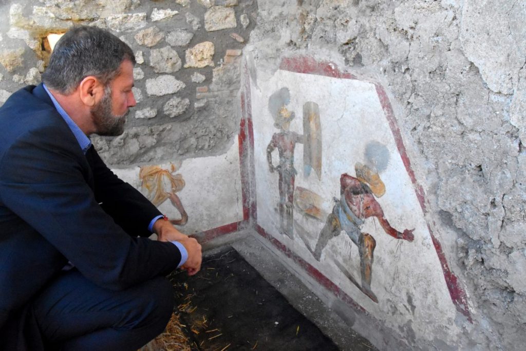 gladiatori combattenti pompei