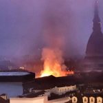 Torino: incendio alla Cavallerizza Reale, storico edificio patrimonio Unesco [FOTO e VIDEO]