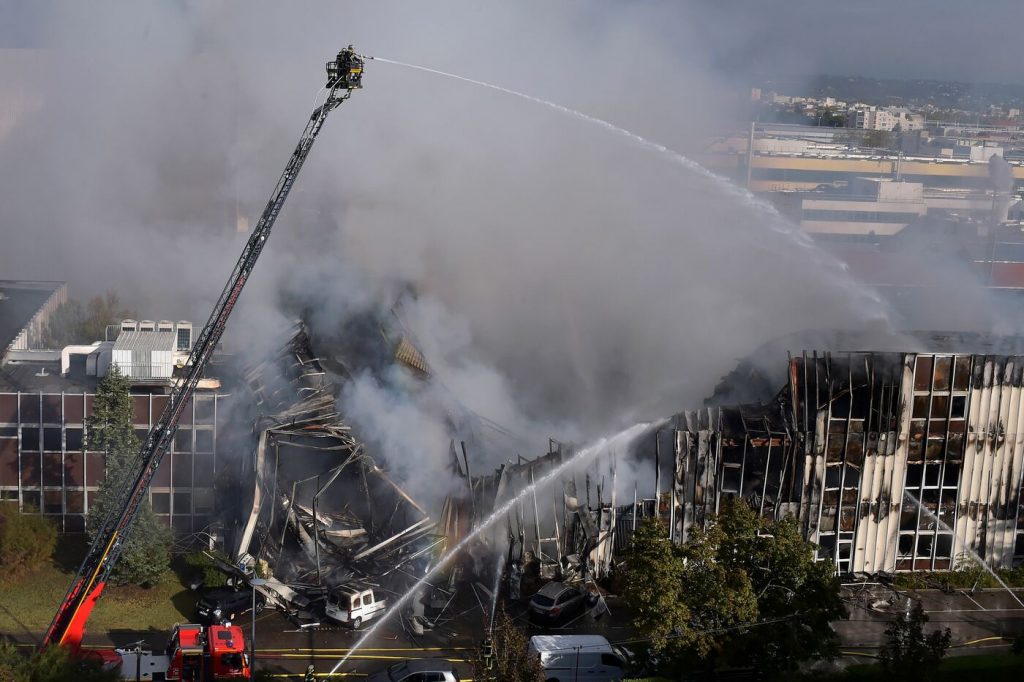 francia incendio lione