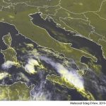 Allerta Meteo, maltempo senza sosta in Sicilia: violenti temporali in atto, altre 24 ore di fenomeni estremi