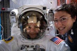 passeggiata spaziale donne