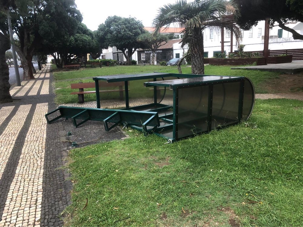 uragano lorenzo danni azzorre 2 ottobre 2019