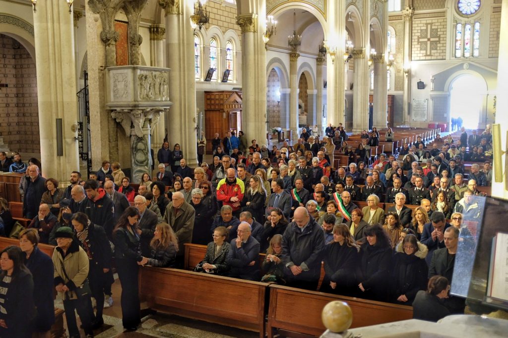 Funerale Tralongo direttore Parco Aspromonte