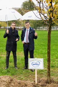 Maran e Gavelli piantano il primo albero Mellin-min