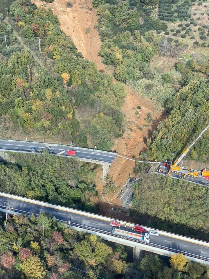 maltempo liguria frana viadotto a6 torino savona