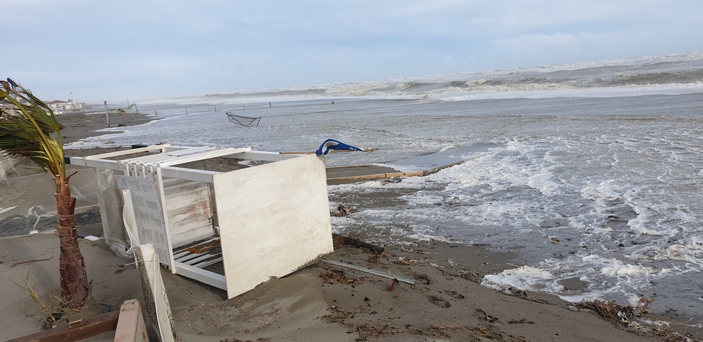 policoro danni tromba d'aria ciclone mediterraneo 12 novembre 2019