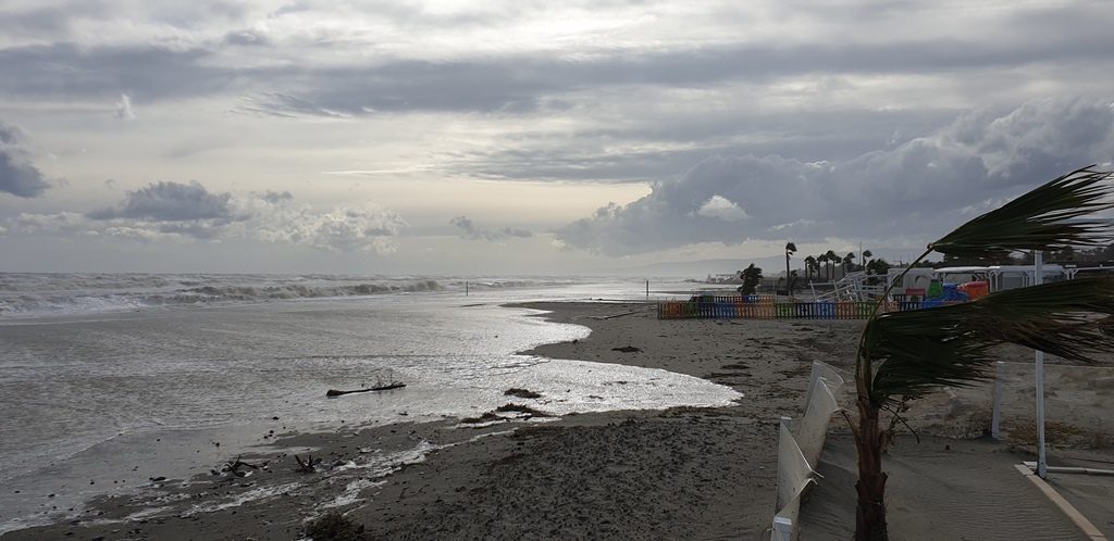 policoro danni tromba d'aria ciclone mediterraneo 12 novembre 2019