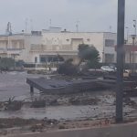 Maltempo, violente mareggiate con raffiche di oltre 100km/h: gli effetti del Ciclone Mediterraneo su Gallipoli e Porto Cesareo [FOTO e VIDEO]