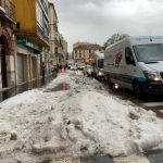Spagna, la tempesta Gloria rende Malaga irriconoscibile: violentissime grandinate paralizzano la città, ricoprendola di bianco [FOTO e VIDEO]