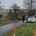 Nebbia e ghiaccio, scuolabus finisce fuori strada in Germania: morti 2 bambini [FOTO]
