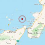 Terremoto, scossa magnitudo 4 a grande profondità nel mar Tirreno: avvertita in Sicilia e Calabria [MAPPE e DATI]