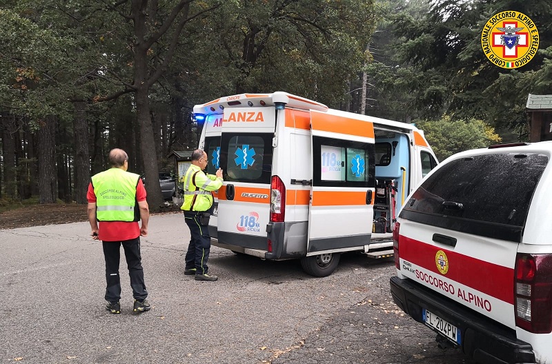 soccorso turista tedesca Etna