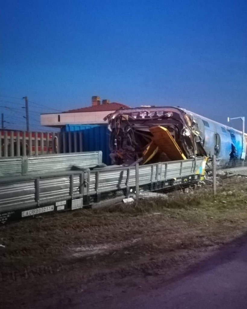 treno deragliato lombardia 6 febbraio 2020