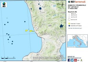 Eventi sismici che si sono verificati dal 1 gennaio al 17 marzo 2020. In giallo la sismicità lungo la costa tirrenica calabrese vicino Amantea (CS). copia