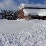 Meteo, super nevicate da effetto lago nello stato di New York: oltre 120cm e una mostruosa banda di neve di oltre 800km [FOTO e VIDEO]