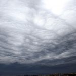 Maltempo, il cielo come il mare: impressionanti nuvole a onde nel Sud Italia [GALLERY]