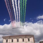 Un “Abbraccio” che segnerà la storia: le Frecce Tricolori sorvolano l’Italia fino al 2 Giugno, tutte le DATE, FOTO e VIDEO