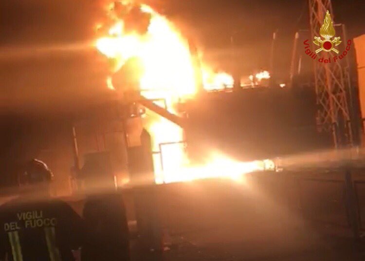 incendio pozzuoli
